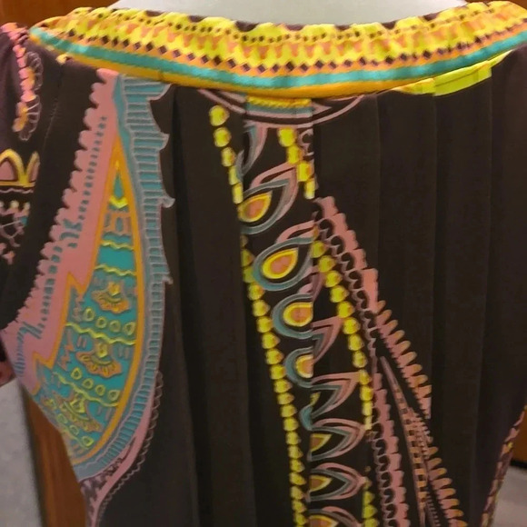 ECI: Boho Short Sleeve Paisley Midi Dress Pleated Back Shoulders Women size 8 - Picture 5 of 14